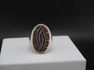 Vintage Zuni Hummingbird Eye Coral Chip Inlay Ring Sterling Silver Size 10 - Picture 1 of 3