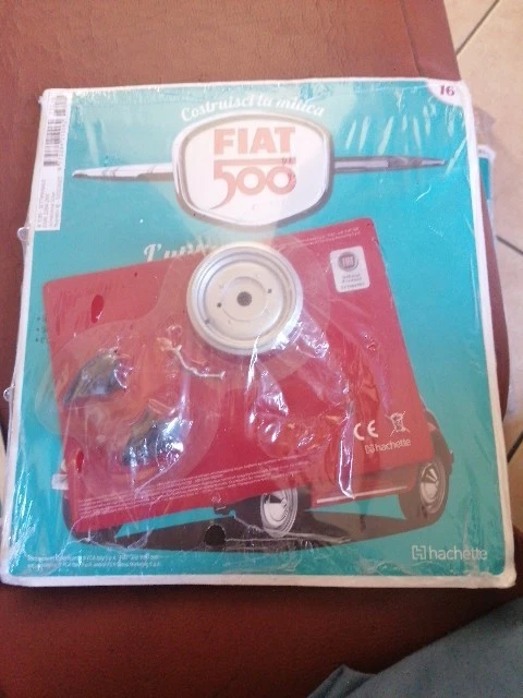 COSTRUISCI LA MITICA FIAT 500  HACHETTE Scala 1:7 Uscita N 16 - Immagine 1 di 1