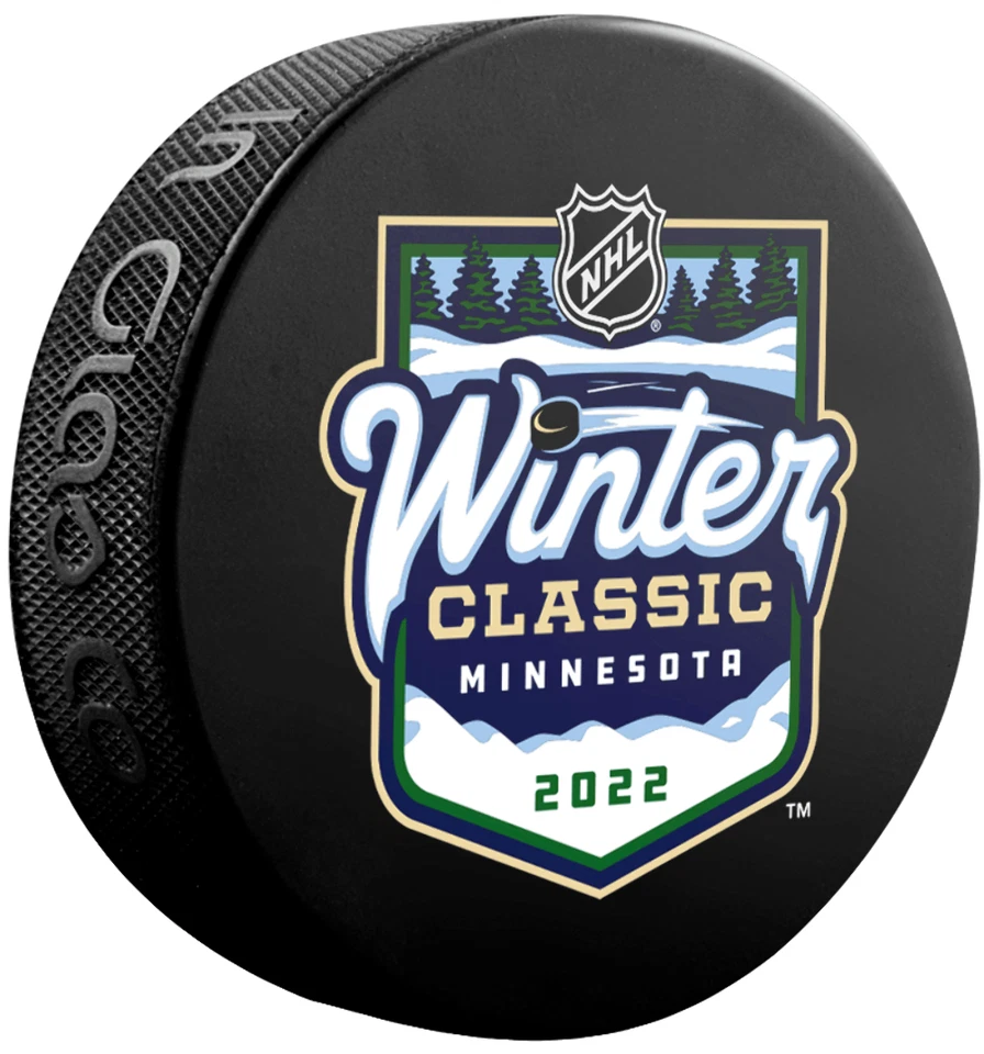 Disco de hockey de recuerdo clásico de invierno 2022 de la NHL organizado por Minnesota Wild Foto 1 de 1