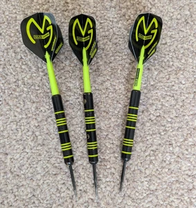 WINMAU Michael Van Gerwen MvG Ambition Brass Darts Set with Flights 24gms - Picture 1 of 6