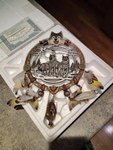 Bradford Exchange "Spirit Of The Pack" Tribal Dreams Wolf Traumfänger mit Echtheitszertifikat - Bild 1 von 4