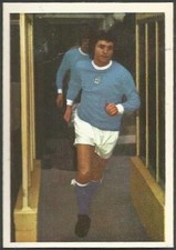 FKS 1974/75 WONDERFUL WORLD OF SOCCER STARS- #204-MANCHESETER CITY-DENNIS TUEART