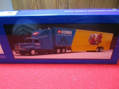 1996 Corgi Classics Mobile Roadshow Vehicle Truck Trailer 1/64 Scale Die Cast - Image 1 of 4