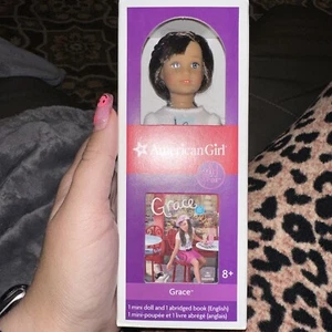 NEW American Girl 6.5" Mini Doll Grace Thomas + Book 2015 GOTY Retired NIB - Picture 1 of 4