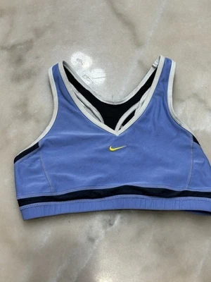 Женский спортивный бюстгальтер Nike Fit Dry средний фиолетовый синий б/у в отличном состоянии без подкладок - Изображение 1 из 4