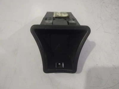 8222779902 Écran Multifunction pour ALFA ROMEO 156 (116) 2.4 JTD Distinc 2882136 - Photo 1/2