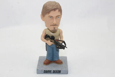 Ballesta Bobblehead Daryl Dixon The Walking Dead Funko Wacky Wobbler 6,5" de alto Foto 1 de 4