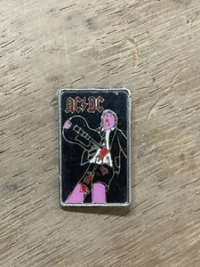 AC/DC ORIGINAL PIN BADGE IF YOU WANT BLOOD UK TOUR 1978. BON SCOTT ANGUS YOUNG - Picture 1 of 4
