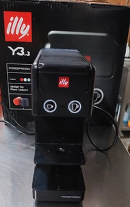 ILLY Macchinetta Caffè Y3.3 NERA Usata Come Nuova - Foto 1 di 1