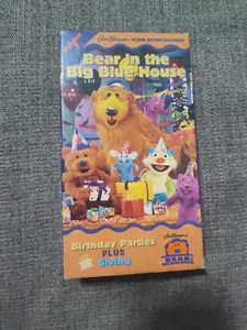 Bear in the Big Blue House BIrthday Parties plus Giving vhs tape volume 7 - Imagen 1 de 1