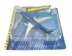 Maisto Tailwinds Boeing 777-200 Blue Commercial Airliner Die-Cast