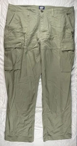 Men’s Lands End Cargo Pants Size 37 x 29 Green Traditional Fit - Picture 1 of 11