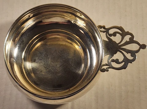 LUNT STERLING SILVER PORRINGER #560 Cover