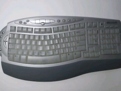MICROSOFT  WIRELESS COMFORT KEYBOARD 1045, BATTERY POWERED, ERGONOMIC DESIGN - Image 1 of 4