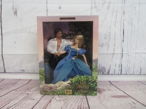 2003 Jude Deverayx The Raider Barbie&Ken Romance Novel Doll Gift Set B1995, NRFB - Picture 1 of 11