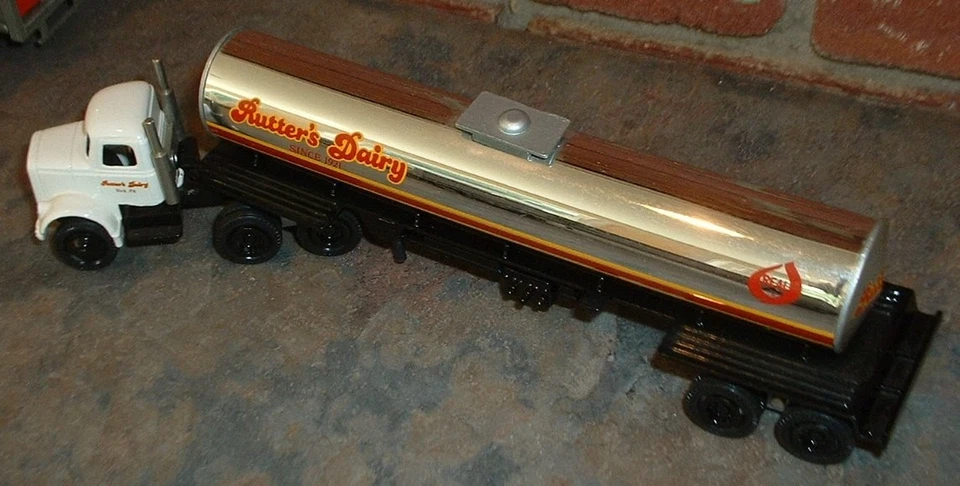 Camión Winross Rutter's Dairy Tanker '86 York, PA Foto 1 de 1