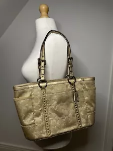 Iconic Coach Signature Logo In Metallic Gold Designer Shoulder-Tote + Dust Bag - Picture 1 of 24