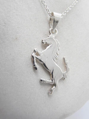 Cavallino Rampante : Ciondolo e Catenina in Argento 925 - Pendente Cavallo - Immagine 1 di 4