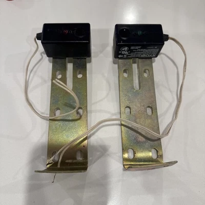 Ryobi Garage Door Opener Photo Eyes Safety Sensors (GDA200RX & GDA200TX) - Image 1 of 3