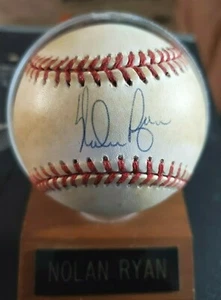 Nolan Ryan Autografiado *Bola Oficial* Liga Americana Béisbol y Vitrina - Imagen 1 de 10