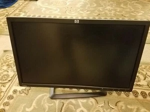 HP ZR22w 22" Widescreen LCD IPS Monitor 1920x1080 60hz DisplayPort USB VGA. - Picture 1 of 6