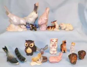 18 Figurine Lot Birds Cats Pig Dolphin More Porcelain Figural Vintage - Picture 1 of 9