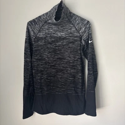 Camisa para mujer Nike Pro Hyperwarm L negra gris a rayas cuello falso capa base Foto 1 de 4