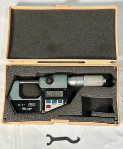 Micrómetro digital Mitutoyo 293-765 0-1"/0-25 mm ¡graduación a 50 millonésimas de pulgada! - Imagen 1 de 4