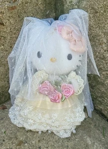 2006 Hello Kitty 8" Plush In Ivory Wedding Dress With Veil - Picture 1 of 8