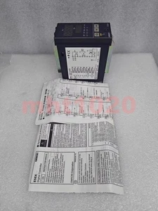 Controlador de Temperatura Digital Omron E5EK-AA2B 100-240VAC Original Nuevo en Caja - Imagen 1 de 3