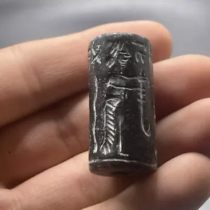 Genuine Ancient Black Stone Mesopotamia cylinder seal Brad Circa 2000BCE - Picture 1 of 13