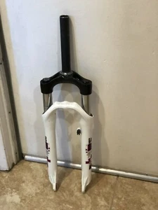 Marzocchi Bomber Dirt Jump 24 Fork with 7 1/4" x 1 1/8" Threadless Steerer - Picture 1 of 6