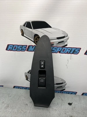 2009-2018 NISSAN 370Z COUPE FRONT RIGHT PASSENGER DOOR WINDOW SWITCH PANEL OEM - Image 1 of 2
