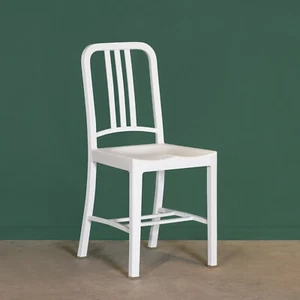 MODERN CLASSIC US NAVY STYLE WHITE PLASTIC INDUSTRIAL DINING CHAIR RESTAURANT - Picture 1 of 9