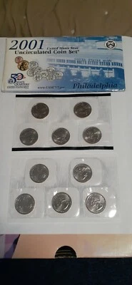 2001 United states mint set - Image 1 of 4