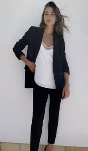 Aritzia Babaton weiß Galen Netz Tüll Spaghettiträger V-Ausschnitt Camisole Gr. MEDIUM - Bild 1 von 13