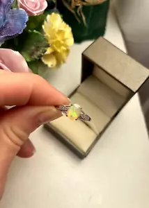 GORGEOUS SOLID 9CT GOLD ETHIOPIAN OPAL DIAMOND RING SIZE Q 8 NOT 18CT WHITE GOLD - Picture 1 of 21