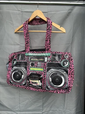 PARCEL петля Nyc III Pnk Cheeta аудио бумбокс кассетное радио наплечная сумка винтажный - Изображение 1 из 4