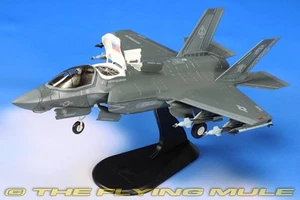 Hobby Master 1:72 F-35B Lightning II USMC VMFA-225 Vikings CE225 Beast Mode - Picture 1 of 8