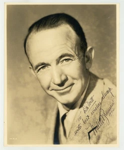 Walter Brennan 1942 handsigniertes 8x10 Western Figur Schauspieler Portrait Foto - Bild 1 von 2