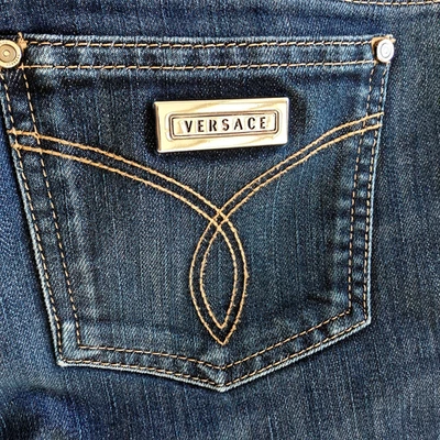 Винтажные женские джинсы VERSACE, короткие прямые штанины, сделано в Италии. - Изображение 1 из 4