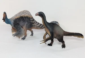 PNSO Gefiederte Dinosaurier Modell Lot Therizinosaurus & Deinocheirus Figuren - Bild 1 von 8