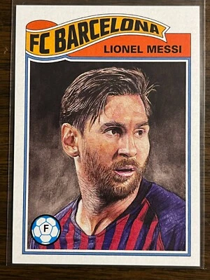 2019 Topps Living UCL UEFA Champions League #1 Lionel Messi FC Barcelona - Image 1 of 2