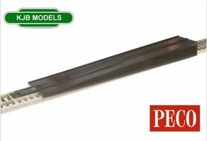 BNIB OO Gauge PECO SL-37 Re-Railer - For Locos, Coaches & Wagons - Picture 1 of 2