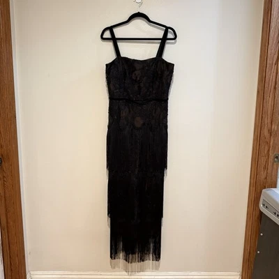 Vestido negro con flecos de encaje David Meister Foto 1 de 4