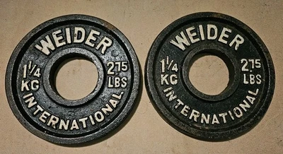 Weider International Two 1 1/4kg 2.75 lb Olympic plates Weights change kilo vtg - Image 1 of 4