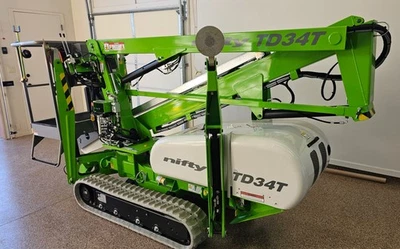 Elevador de pluma alta Niftylift TD34T Track Drive Foto 1 de 4