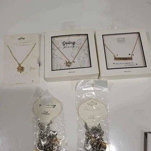 4 pcs 2 necklaces and 2 bracelets  ALL NEW - Picture 1 of 6