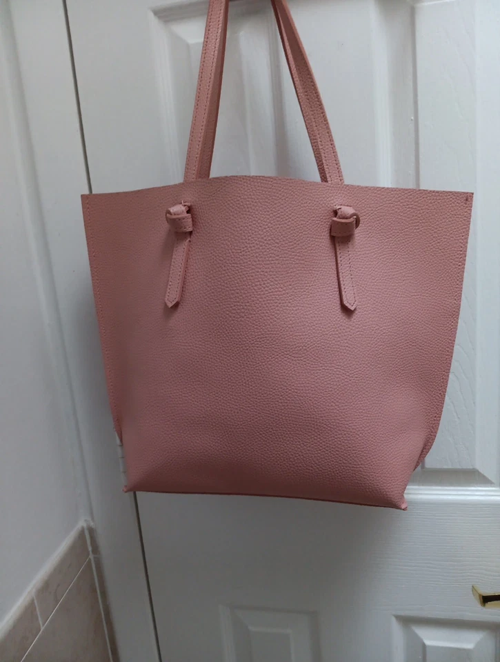 Macy’s Mauve Shopper Picnic 人造皮革 大号 托特包 二手 — 第 1/4 张图片