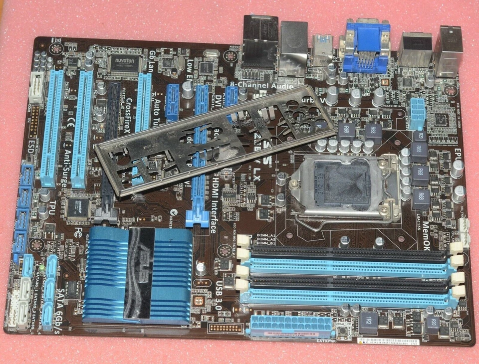 Carte mère ASteK P8Z68-V LX Intel LGA 1155 BIOS 4105 d'occasion - Photo 1/1